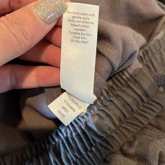 Athleta Camo Farallon Jogger, 2! - Picture 10 of 10